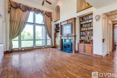 Main picture of 631 Lakeridge Dr