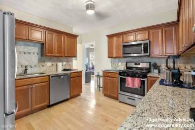 Main picture of 11 Easton St