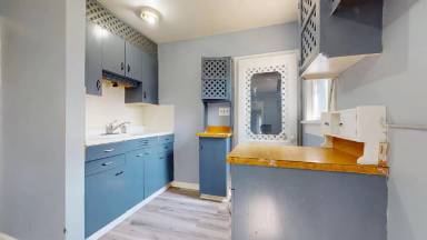 Main picture of 102 W Raleigh Ave