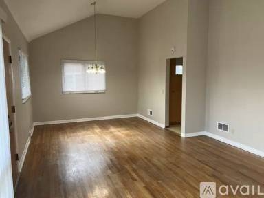 Main picture of 5640 Lawrence Rd