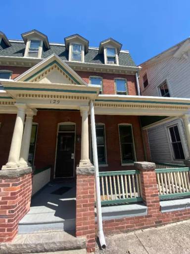 Main picture of 155 N Washington St