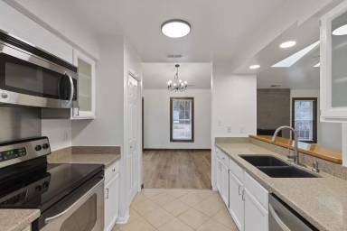 Main picture of 617 Fitzgerald Dr