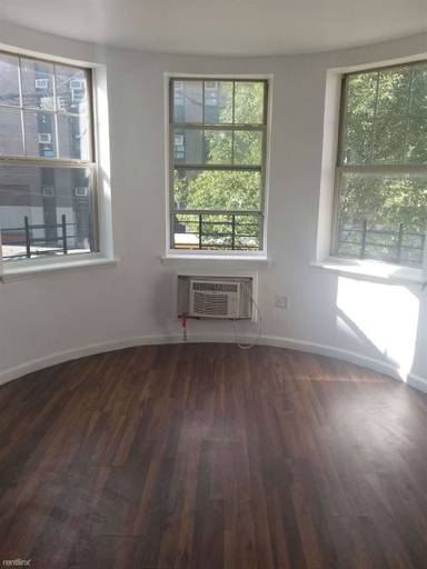 Main picture of 2028 Bergen St