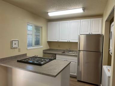 Main picture of 1012 SE Marion St