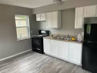 Main picture of 2825 Westknolls Ln