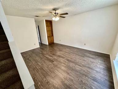 Main picture of 1421 S 11th St