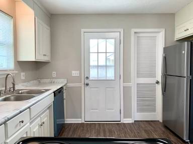 Main picture of 7 S Sawgrass Cir