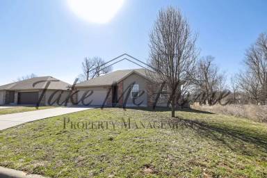 Main picture of 4382 W Loren St