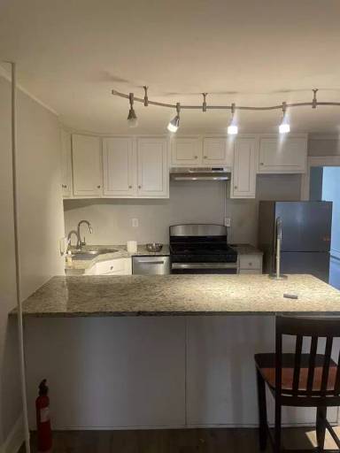 Main picture of 255 4th St
