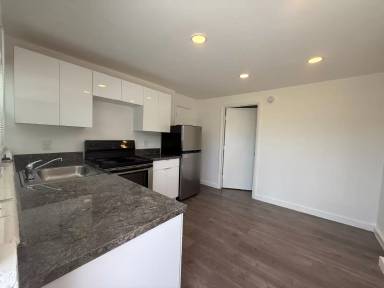 Main picture of 1725 NE 148th St