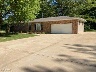 Main picture of 8878 Country Ln