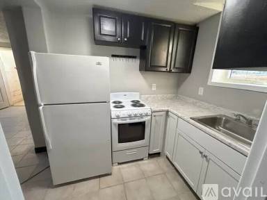 Main picture of 613 N Franklin Ave