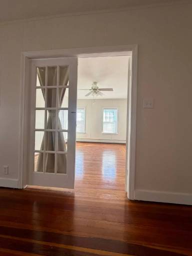 Main picture of 53 Locust St