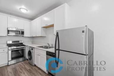 Main picture of 3939 7th Ave