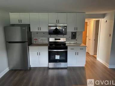 Main picture of 9608 Greenwood Ave