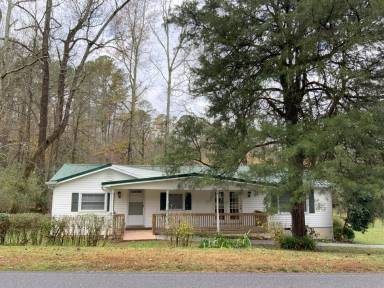 Main picture of 1590 Waterworks Rd