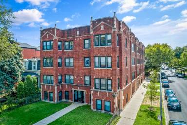 Main picture of 2455 W Logan Blvd