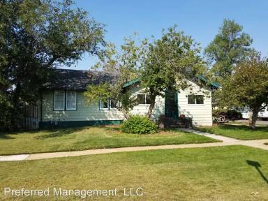Main picture of 3520 Warren Ave