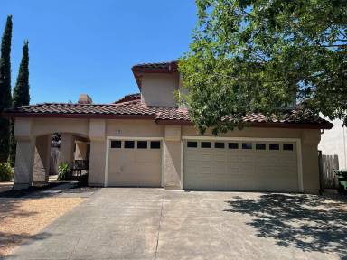 Main picture of 9240 Foxwood Dr