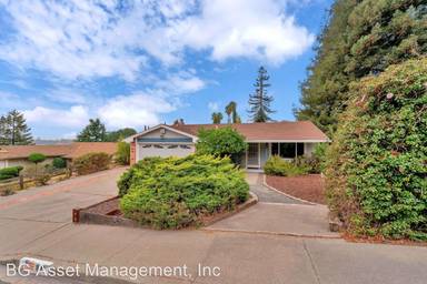 Main picture of 831 Reef Point Dr