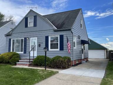 Main picture of 19400 Beverly Ave