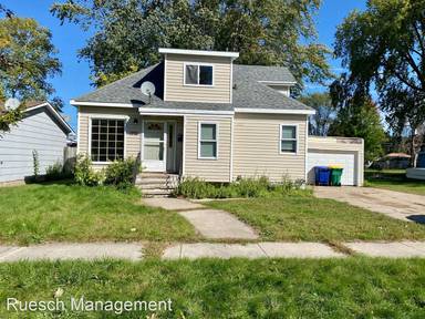 Main picture of 1321 Klaus St