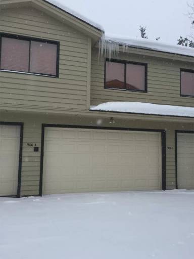 Main picture of 900 Powderhorn Ln