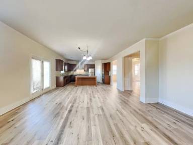 Main picture of 7770 Harbison Hollow Ln