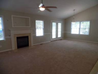 Main picture of 213 Parchment Blvd