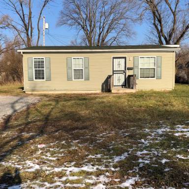 Main picture of 536 E 48th Ave