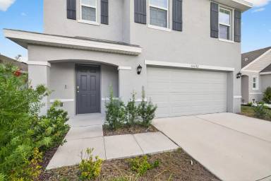 Main picture of 16632 Mosaic Oar Dr