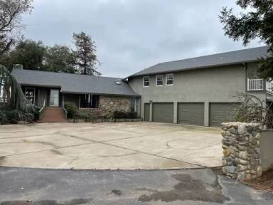 Main picture of 9331 Rodden Rd