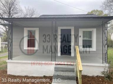 Main picture of 102 E 15th St SW