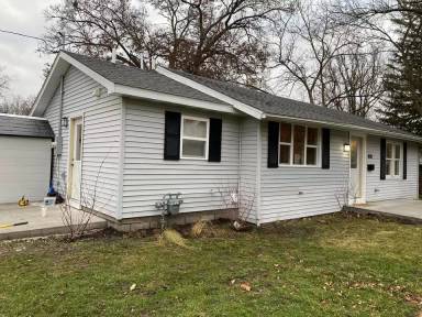 Main picture of 1008 E Illinois St