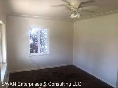 Main picture of 1580 Syracuse St