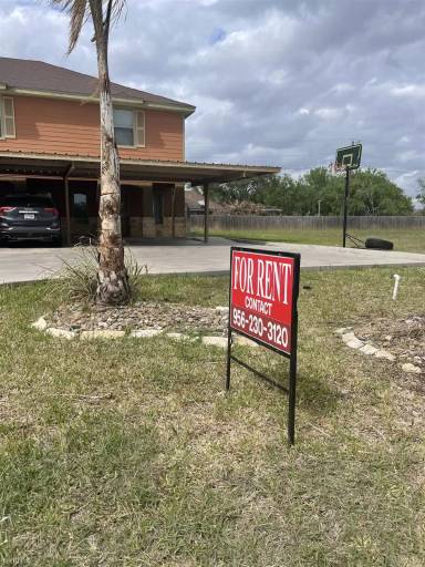 Main picture of 1300 Hummingbird Ct
