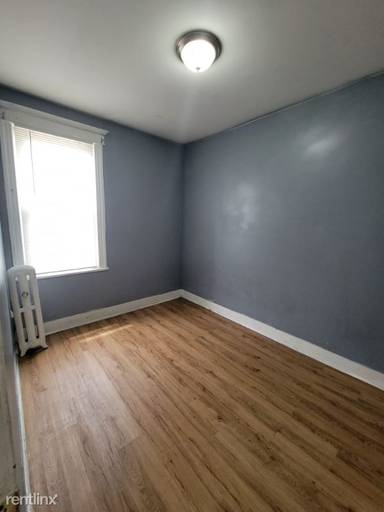 Main picture of 119 Woodlawn Ave