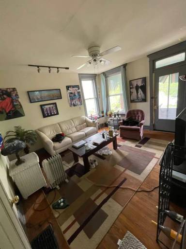 Main picture of 24 W Patterson Ave