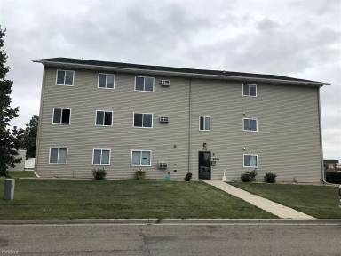 Main picture of 3740 7th St S
