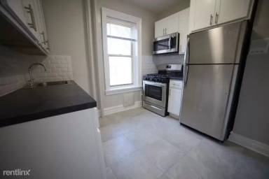 Main picture of 125 Corbin Ave