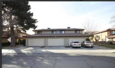 Main picture of 1800 W Avenue J15