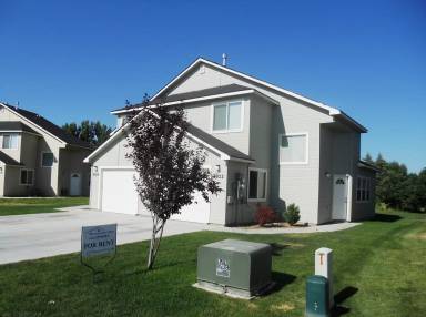 Main picture of 4915-4920 Sir James Ave Apartments