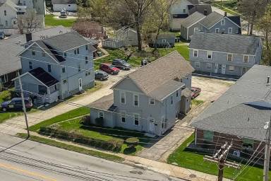 Main picture of 614 Portage Trl