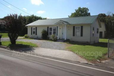 Main picture of 304 James St