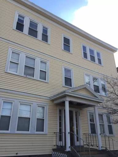 Main picture of 650 Metropolitan Ave