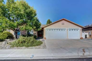 Main picture of 661 McCaldon Way