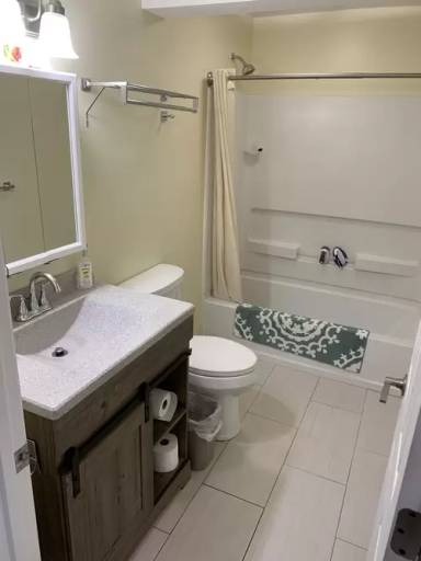 Main picture of 9595 Church St