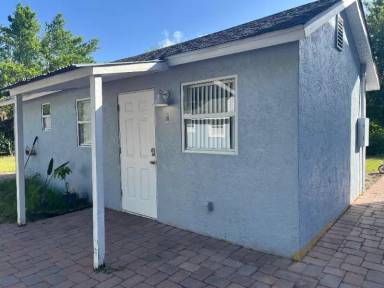 Main picture of 68 Fairview Ave