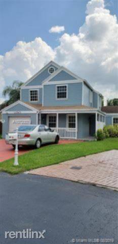 Main picture of 11740 SW 115th Ter