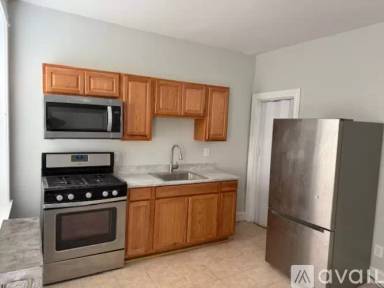Main picture of 5500 Walnut St